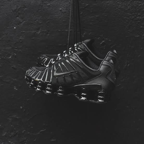 NIKE SHOX TL